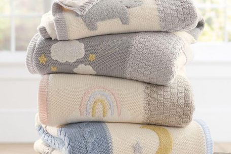 heirloom-animal-baby-blankets-alt4_imgz